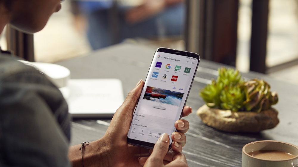 Las marcas pisan firme en internet